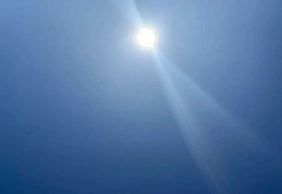 Die Sonne scheint