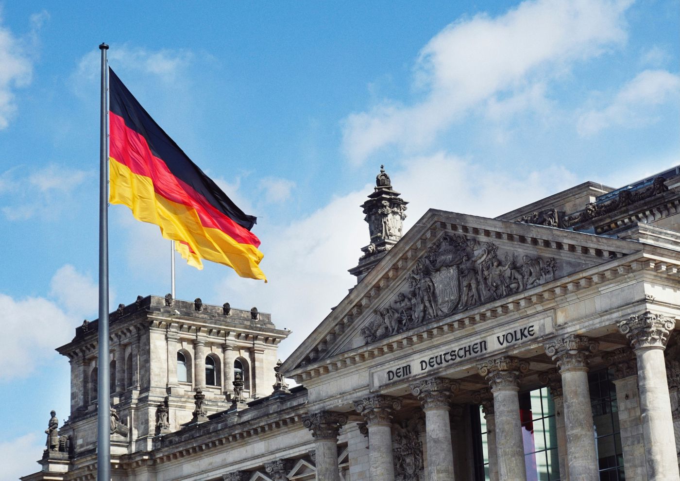 Darf ich noch stolz auf mein Land sein?